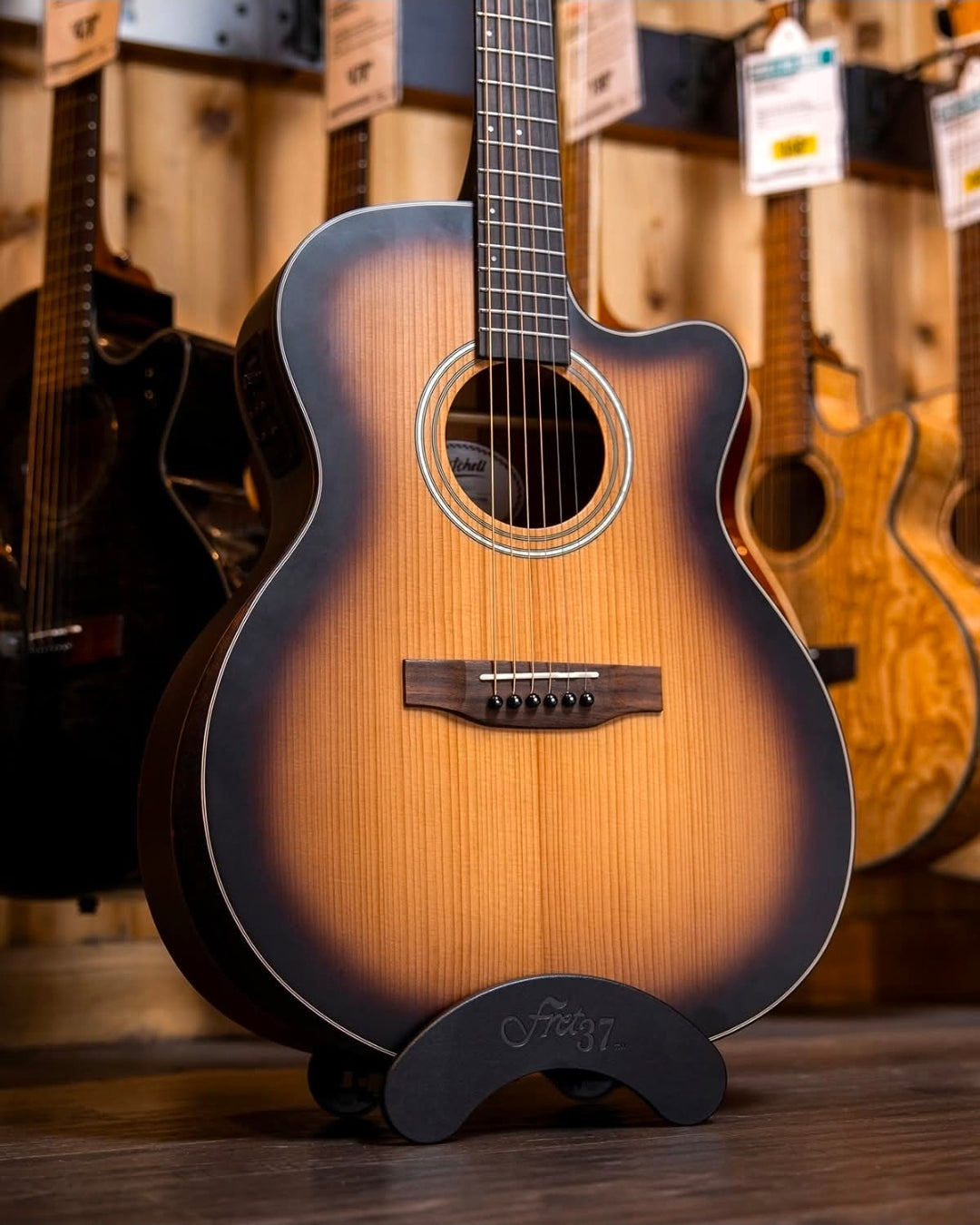 Acoustic guitar standing on the Fret37 Acoustic S1
